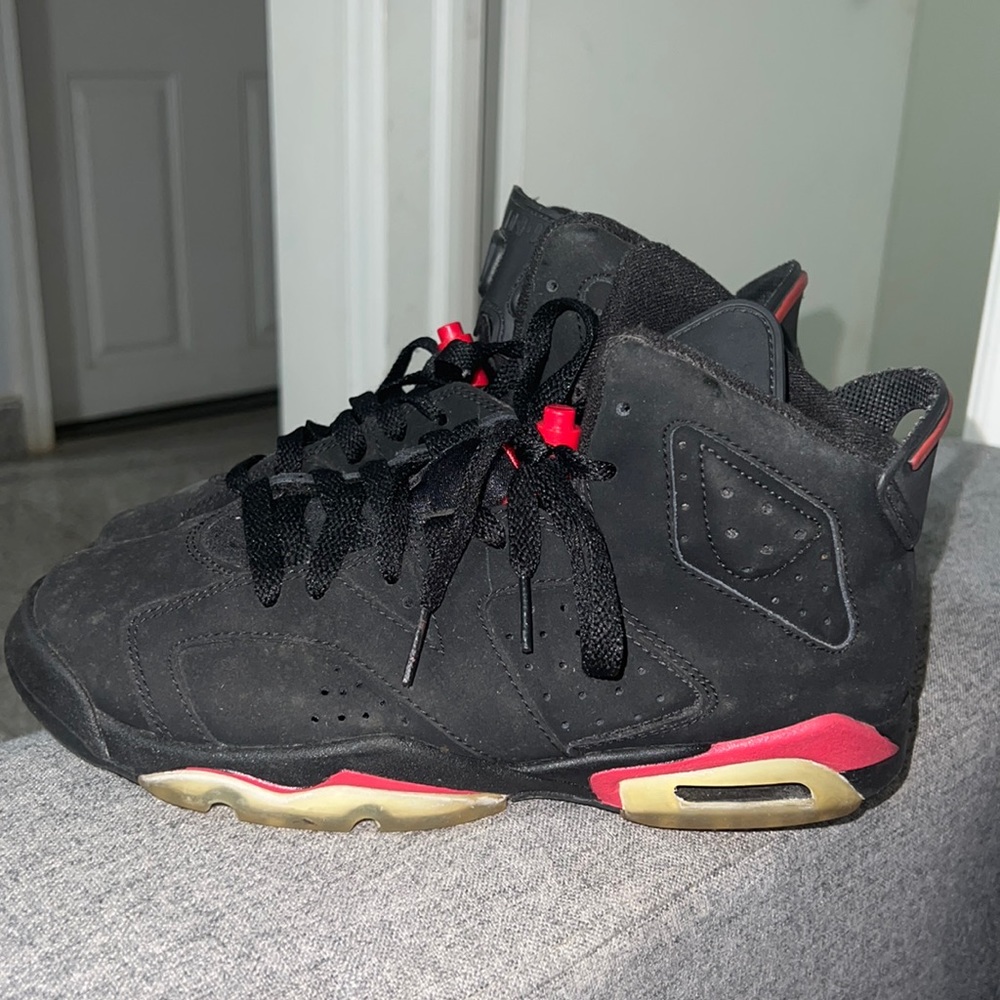 Infrared 6 Jordan authentic gs 6y